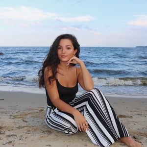 Meet your Posher, Gabriella